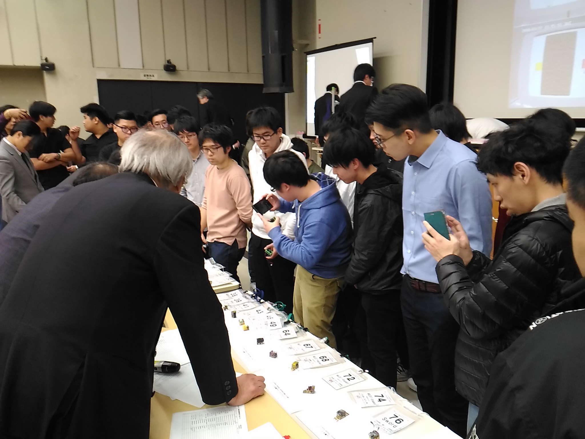 圖四、各國團隊賽前檢錄 圖