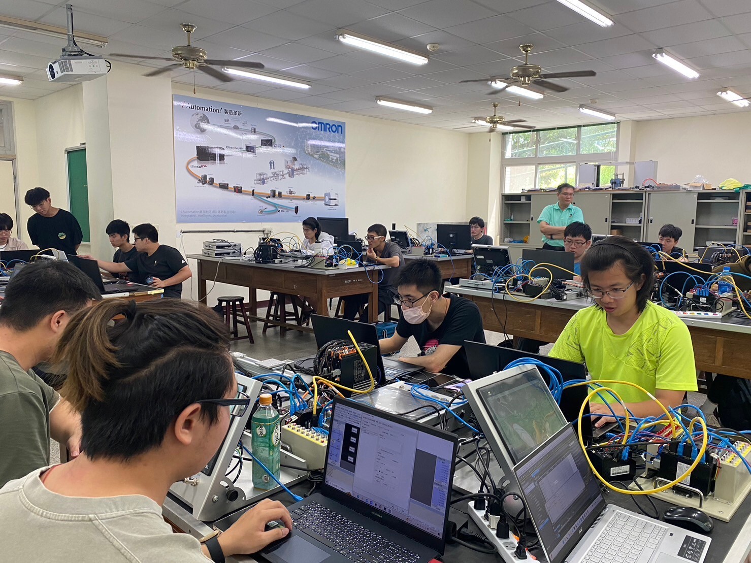 智能控制實驗室(Intelligent Control Laboratory with PLC) - 國立聯合大學|獲得中華工程認證、經濟部 ...