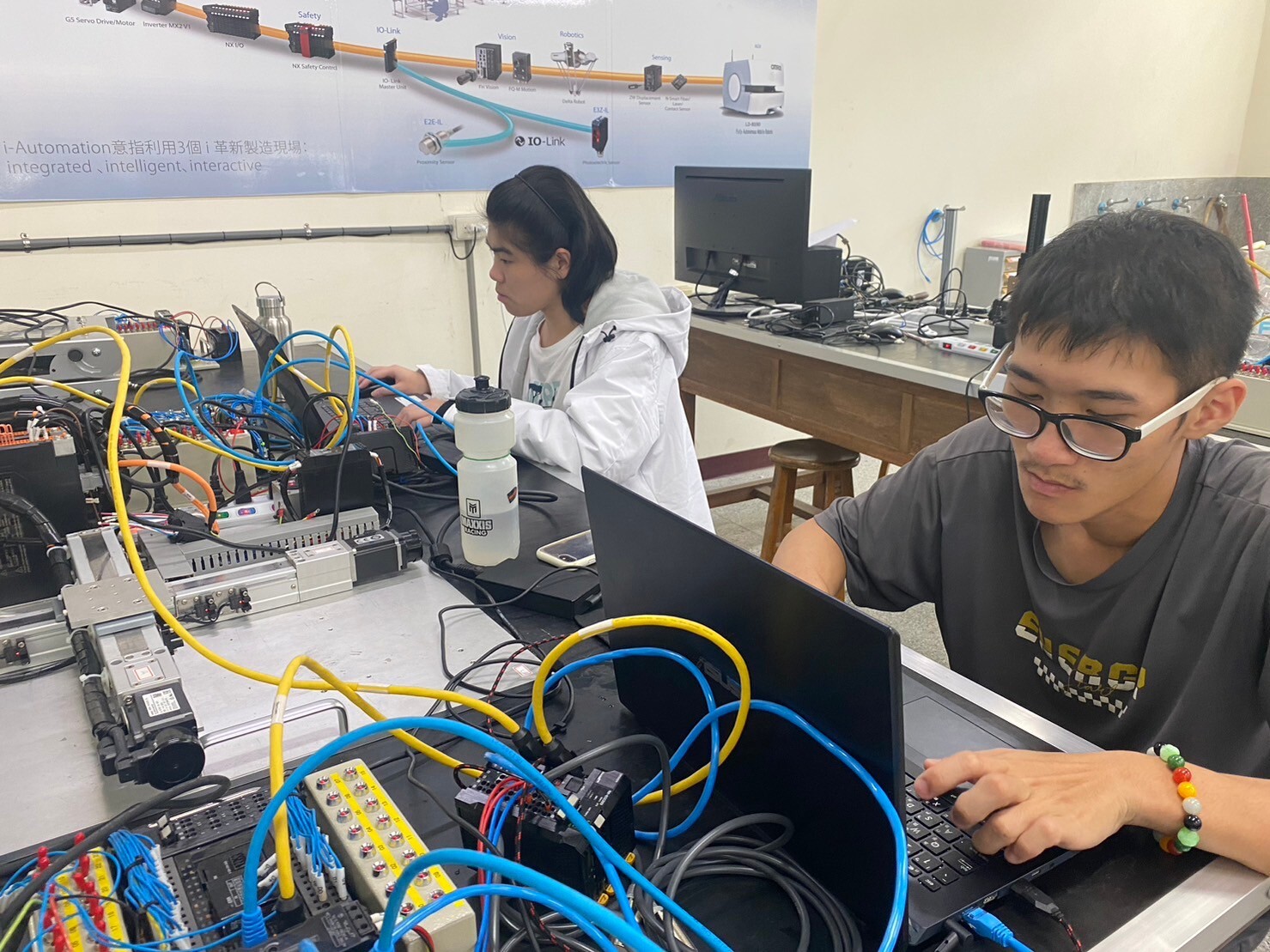 智能控制實驗室(Intelligent Control Laboratory with PLC) - 國立聯合大學|獲得中華工程認證、經濟部 ...